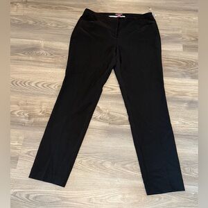 Vince Camuto Black Tapered Leg Dress Pant NWT $79 Women’s size 10 Pockets